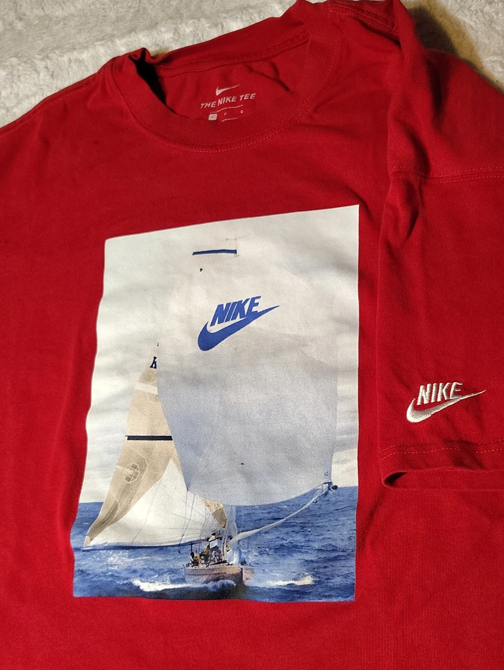 Nike Men’s Red Graphic Crew T-Shirt